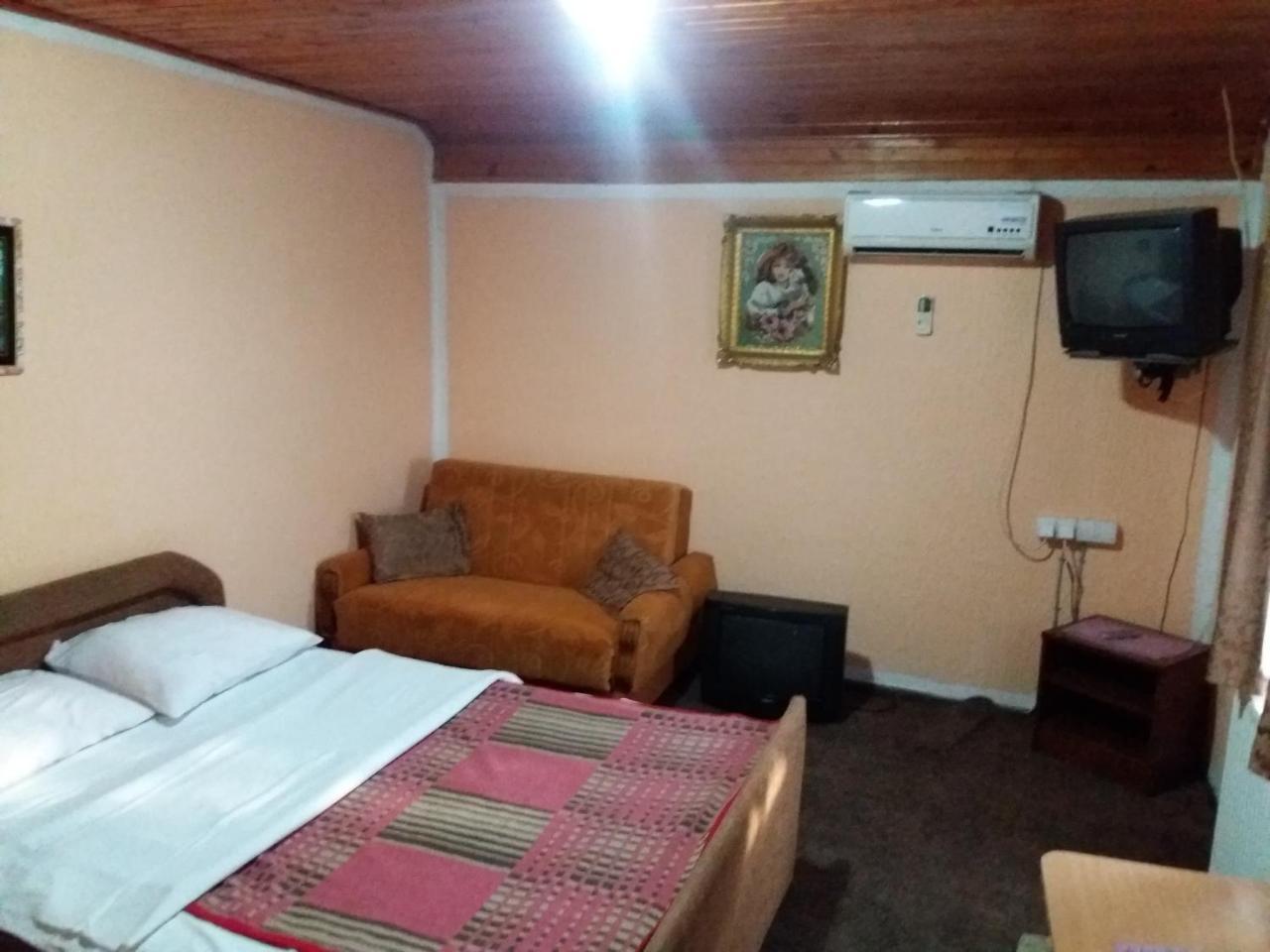 Lazarev Konak Banja Koviljača Quarto foto